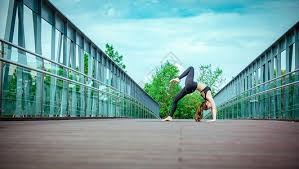 麻将里手气差也能活（手气不佳也能在麻将桌上活下去）